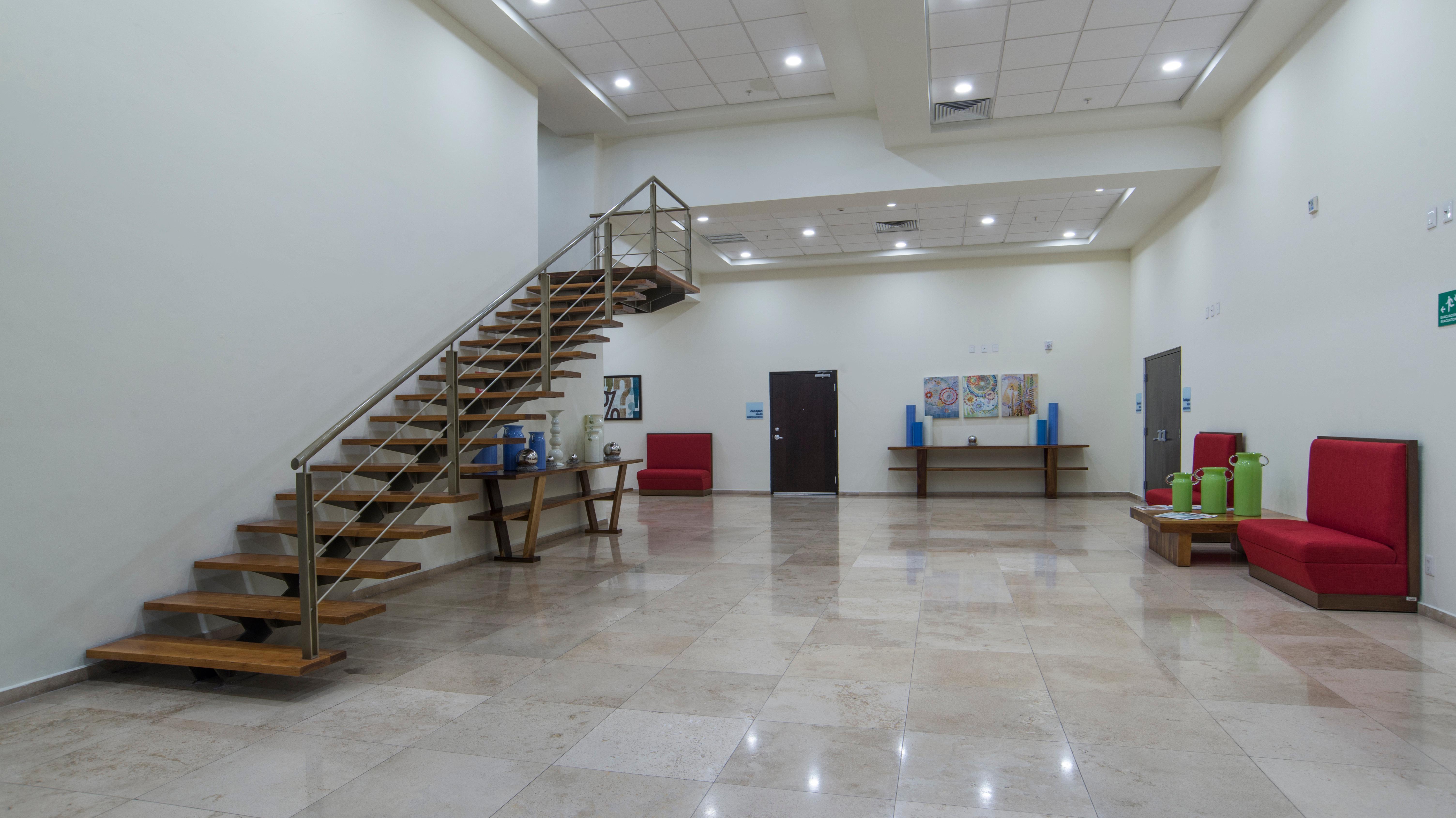 Holiday Inn Guadalajara Patria-Universidad By Ihg Сапопан Екстер'єр фото