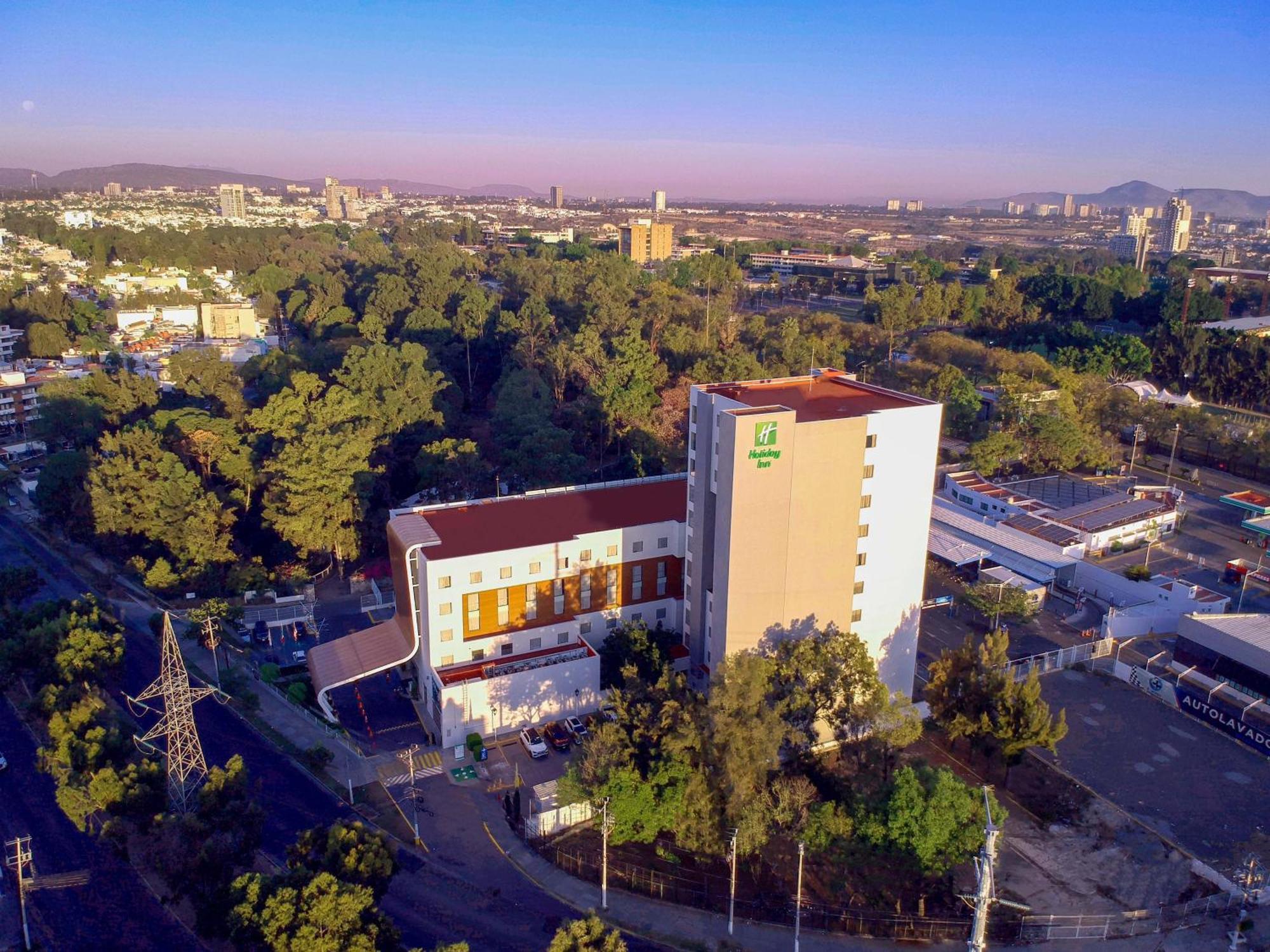 Holiday Inn Guadalajara Patria-Universidad By Ihg Сапопан Екстер'єр фото