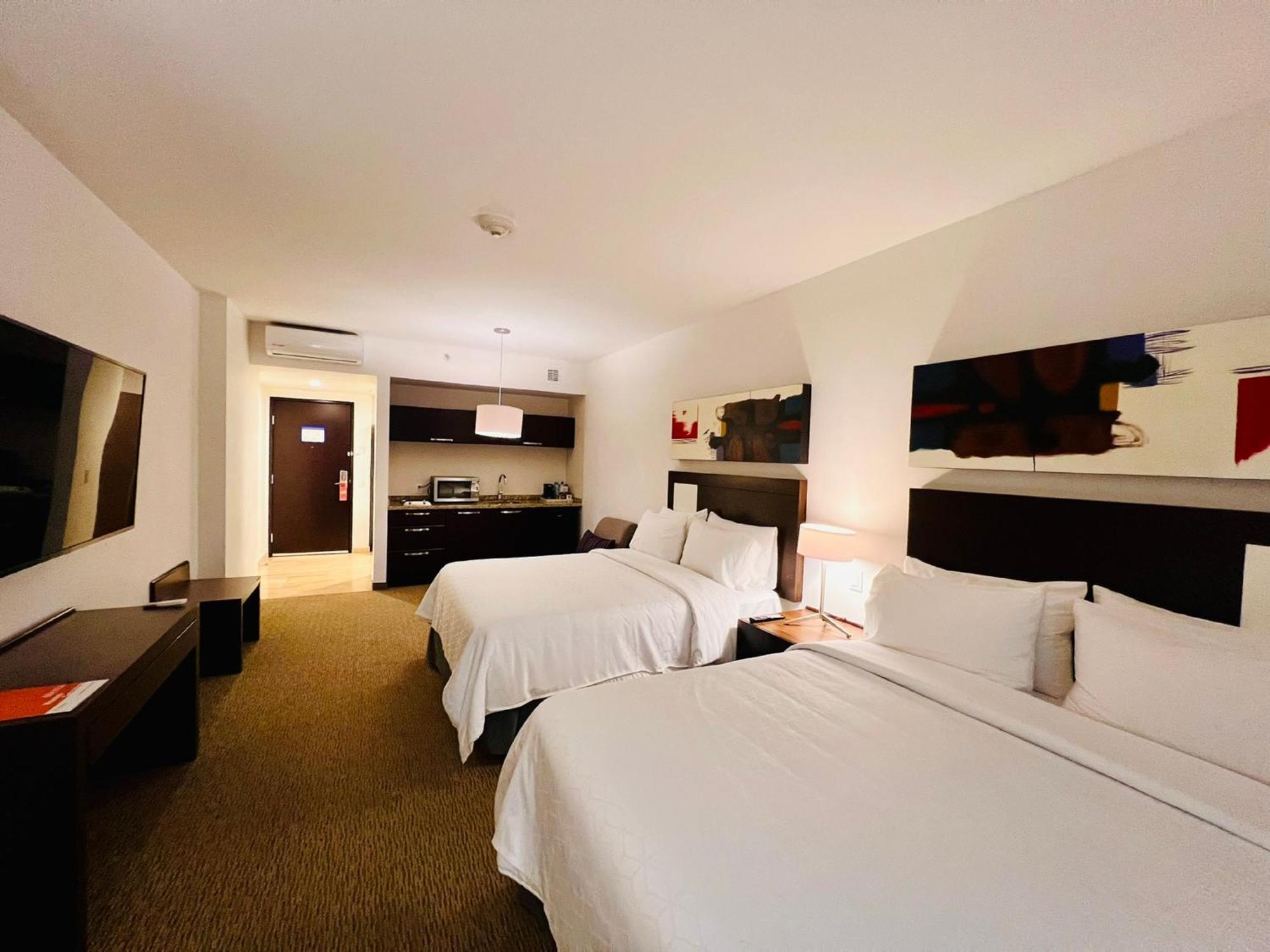 Holiday Inn Guadalajara Patria-Universidad By Ihg Сапопан Екстер'єр фото
